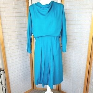 Vintage 100% Silk Two-Piece Set Bright Ocean Blue Nilani 90's Skirt Set Size 6